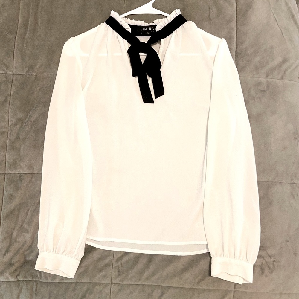 Women's Long Sleeve Bow Blouse
